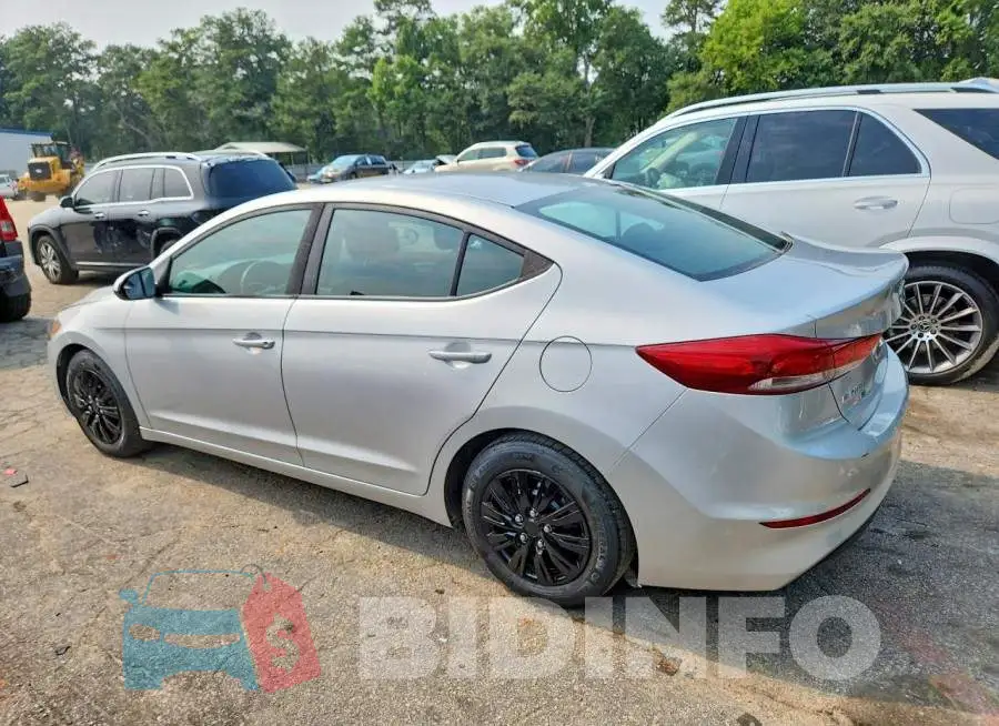 5NPD74LF5JH353052 Photo# 2