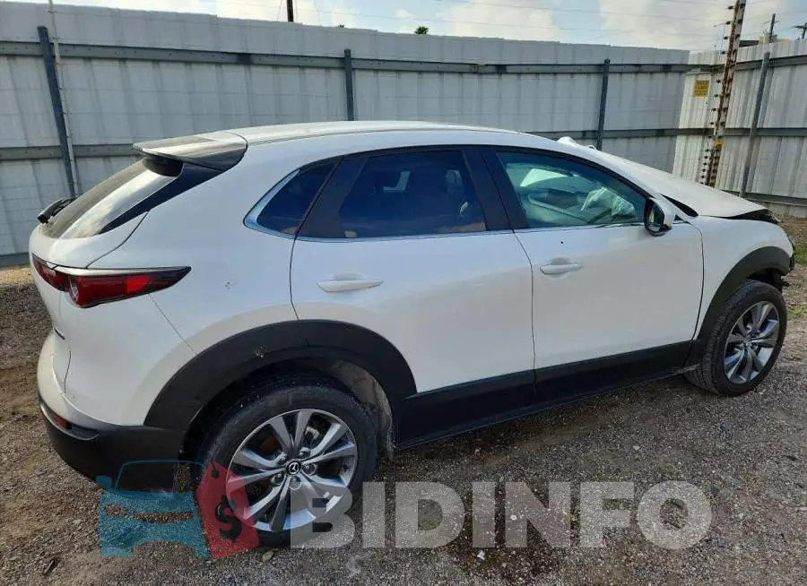 3MVDMCCL7SM798458 Photo# 3