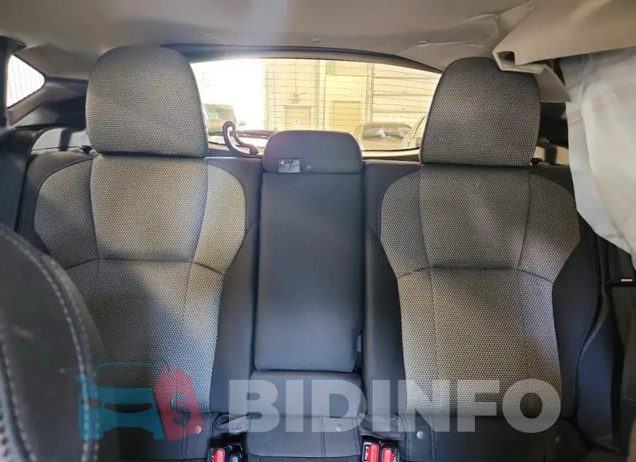 JF2GUADC3RH856440 Photo# 10