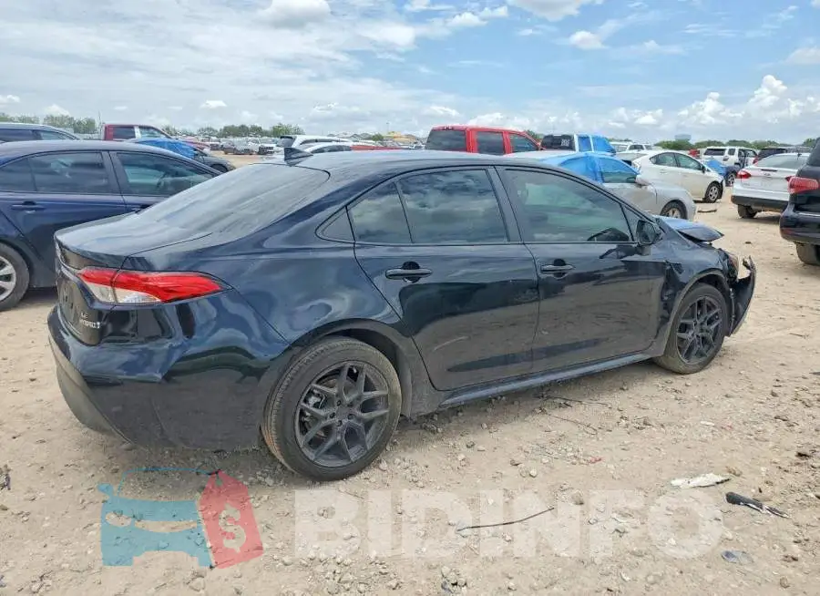JTDBCMFE5R3058742 Photo# 3
