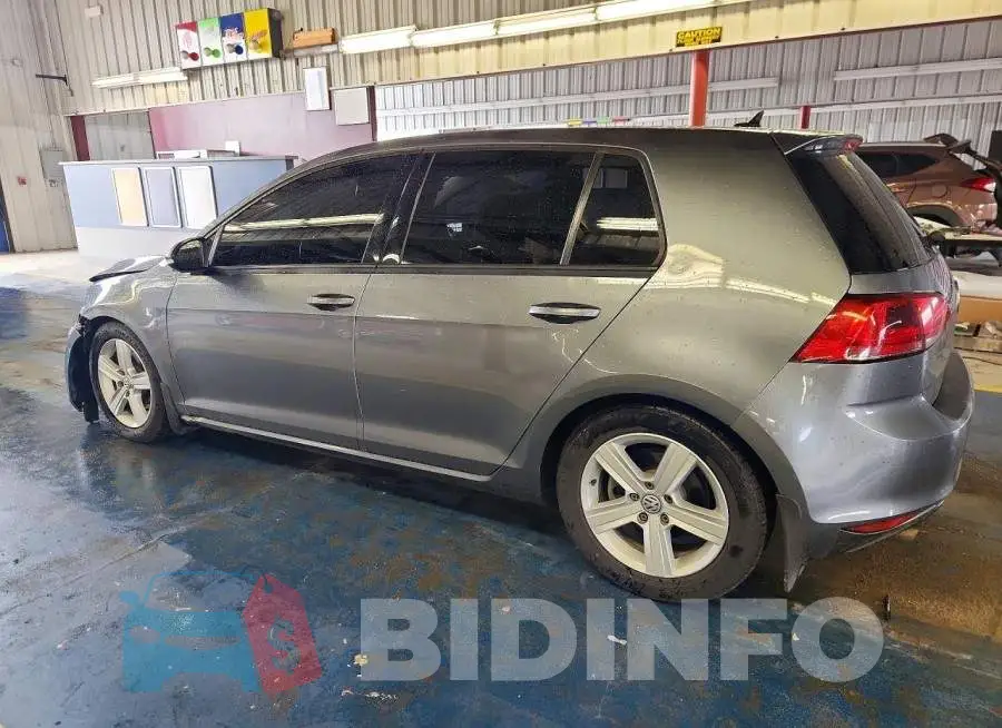 3VW217AU5HM025546 Photo# 2
