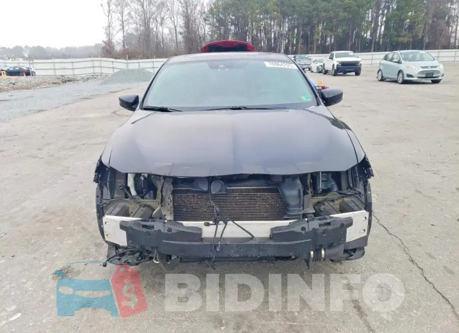 19UDE2F86KA006816 Photo# 5