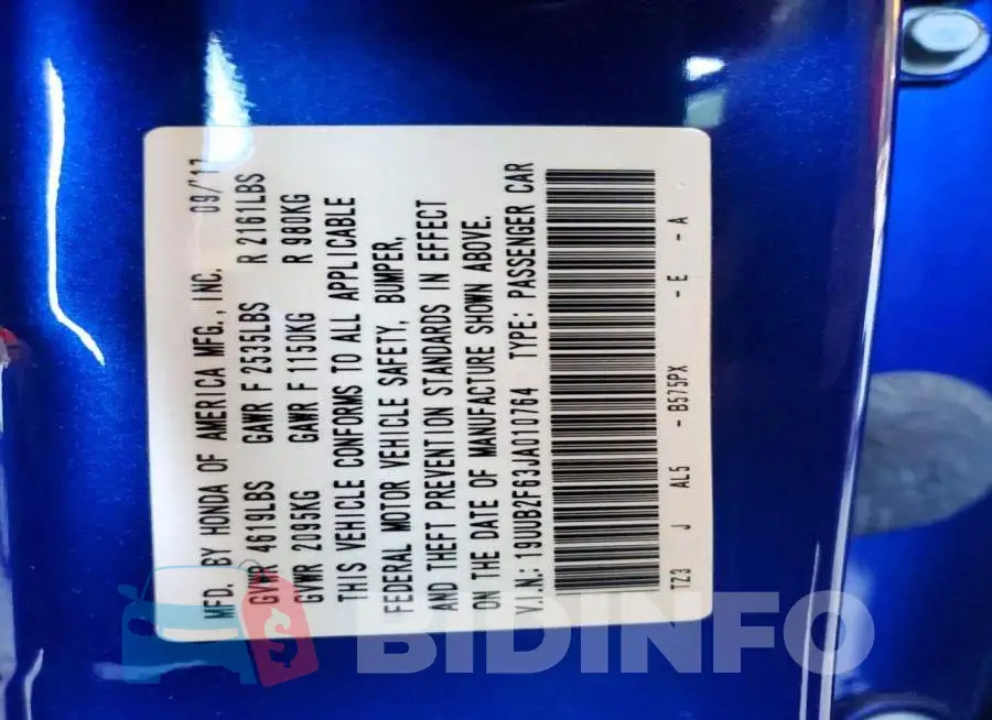 19UUB2F63JA010764 Photo# 12