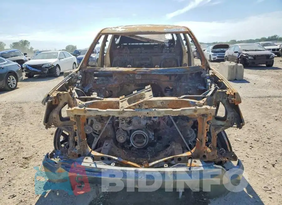 3GTU9DED2LG132042 Photo# 5