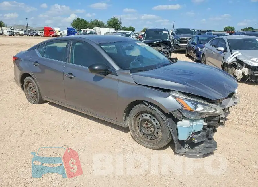 1N4BL4CV5KC121533 Photo# 4