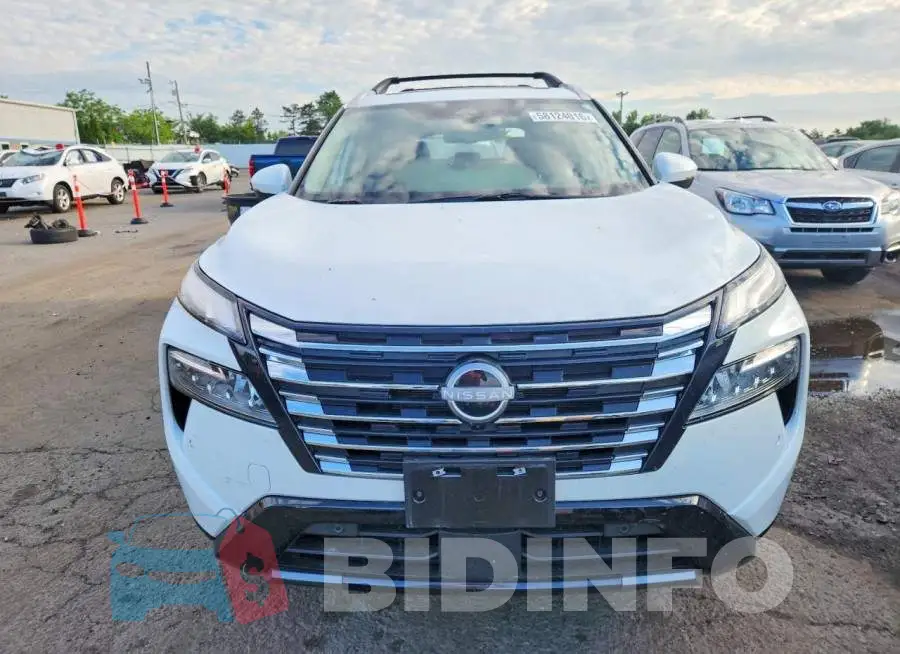 JN8BT3DD5SW303262 Photo# 5