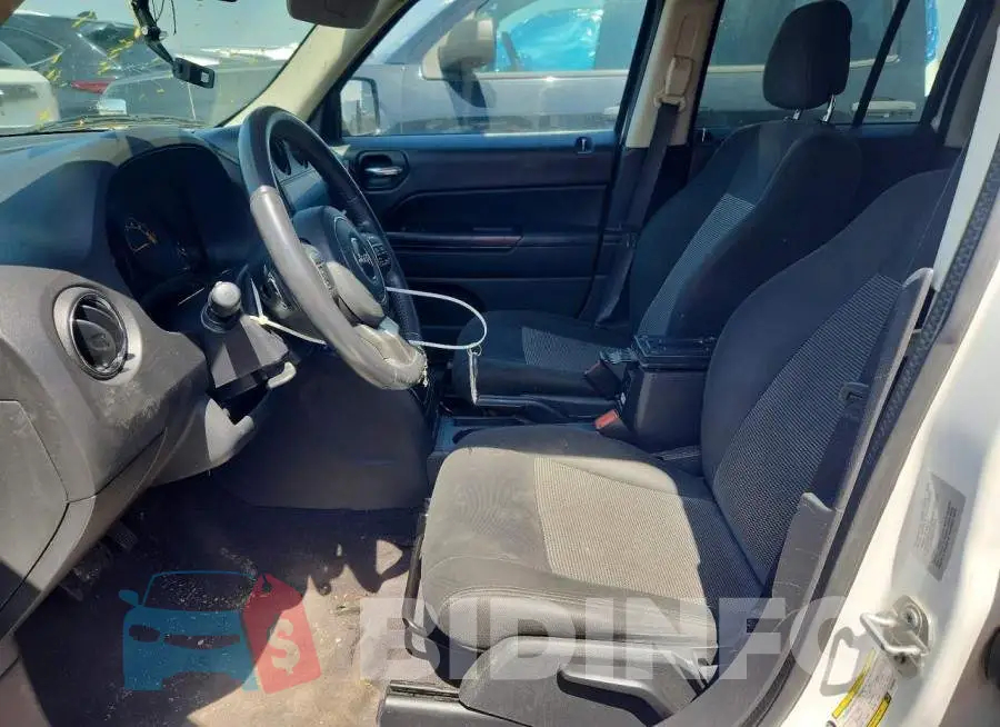 1C4NJPFB2HD184883 Photo# 7