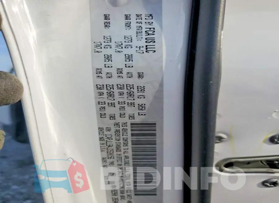 1C4PJLLB4JD520156 Photo# 13