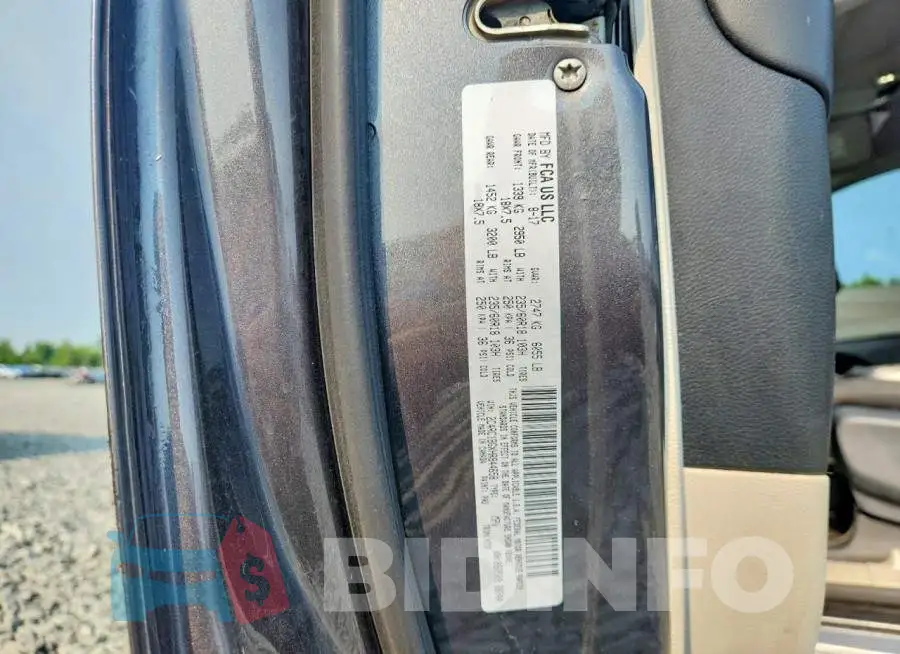 2C4RC1BGXHR844658 Photo# 13