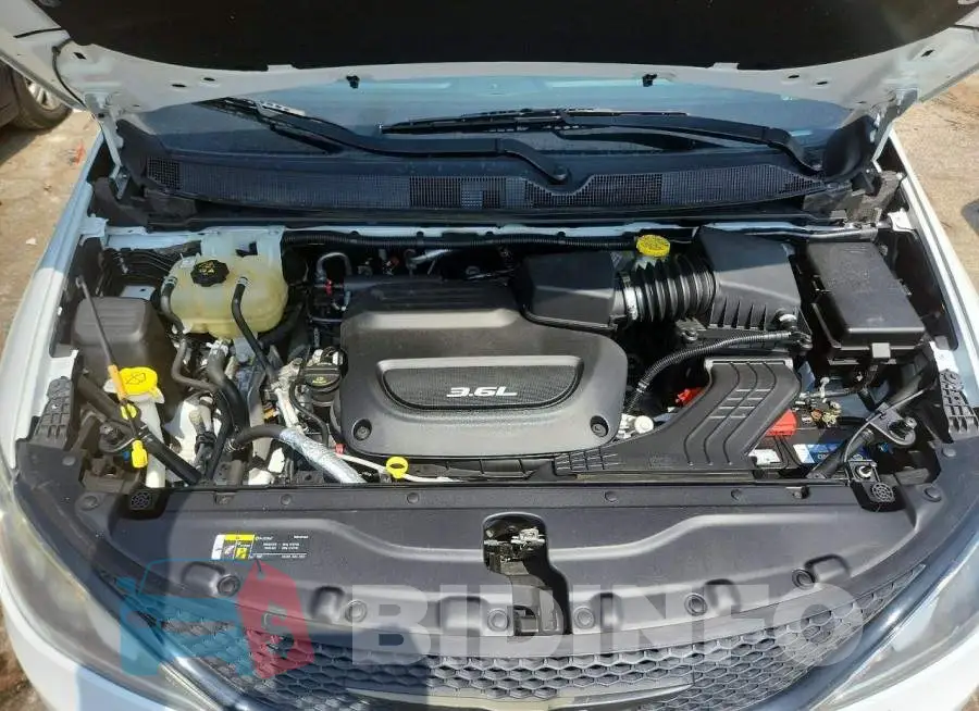 2C4RC1FG5JR235381 Photo# 11
