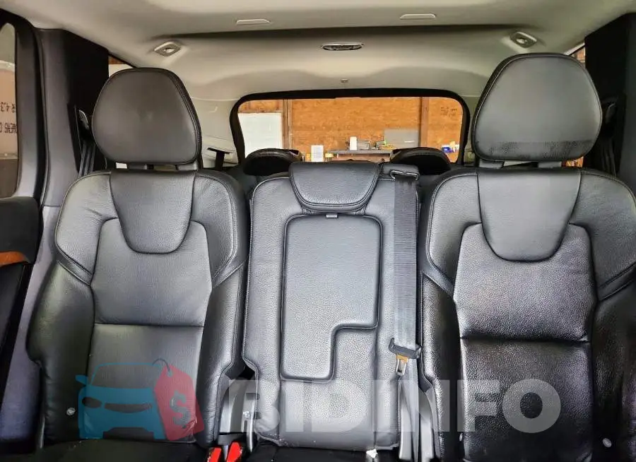 YV4A22PK4M1710839 Photo# 10