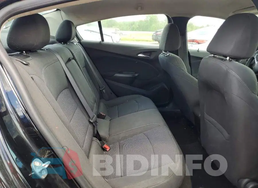 1G1BE5SM9H7185992 Photo# 10