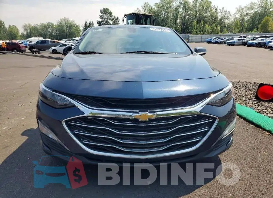 1G1ZD5ST2NF180238 Photo# 5