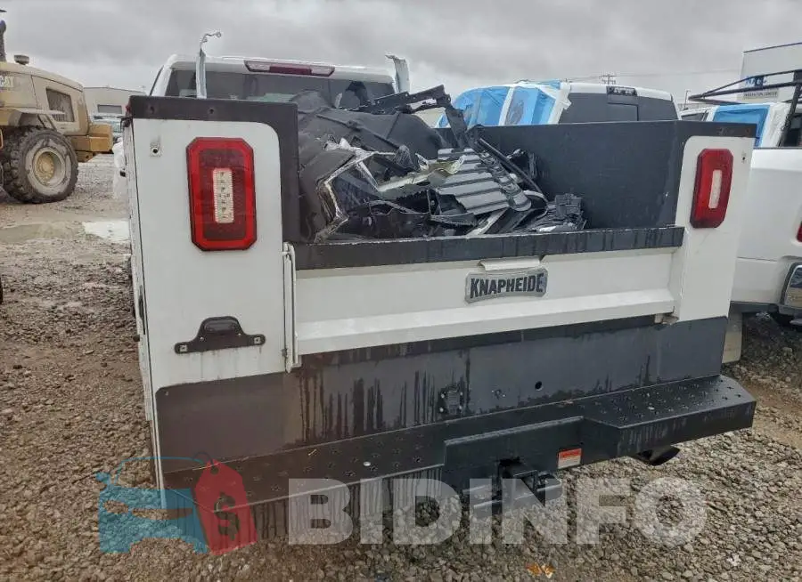 1GB5YLE78PF207625 Photo# 6