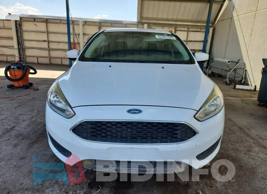 1FADP3F22JL207597 Photo# 5
