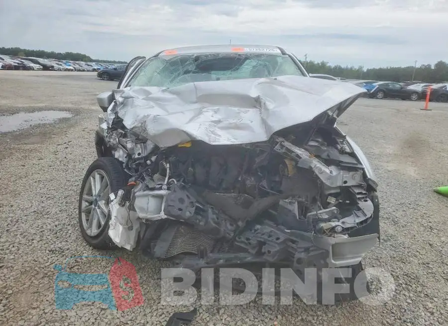 1FADP3F23JL326856 Photo# 5