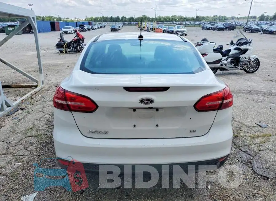 1FADP3F27HL267482 Photo# 6