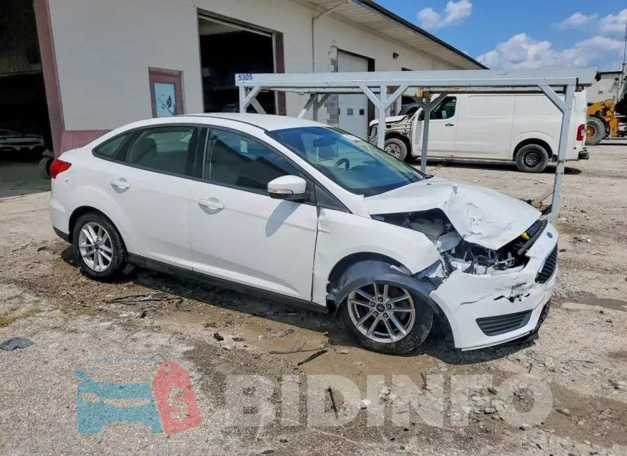1FADP3F27HL267482 Photo# 4