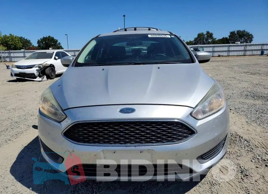 1FADP3F28JL328392 Photo# 5