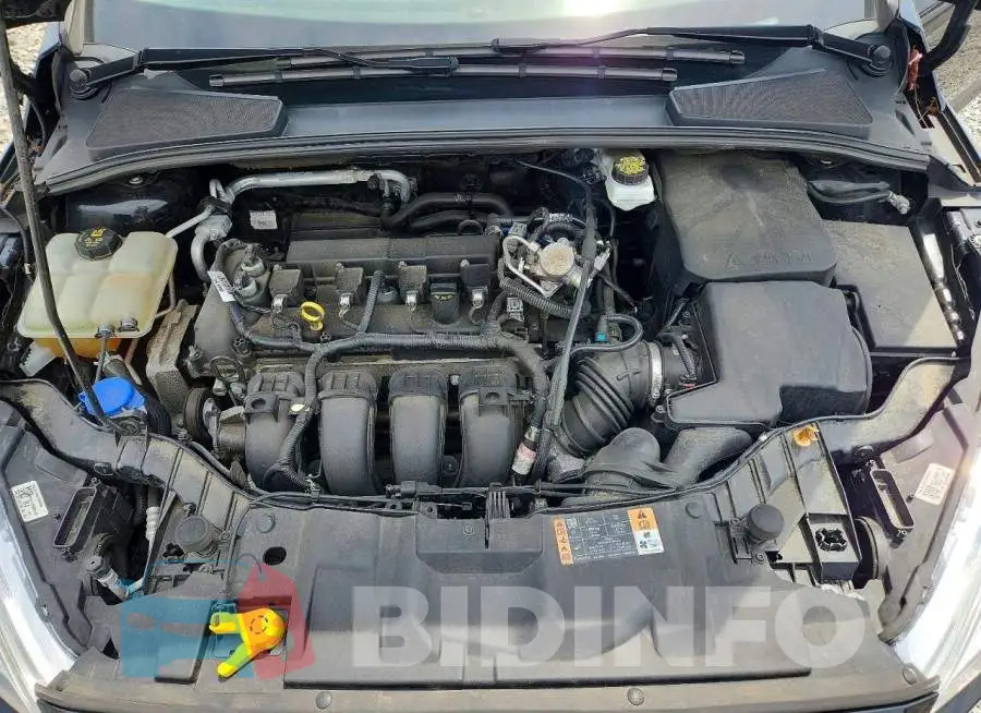 1FADP3N26JL318445 Photo# 11