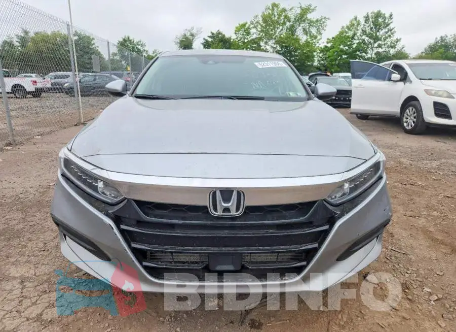 1HGCV1F16KA140105 Photo# 5