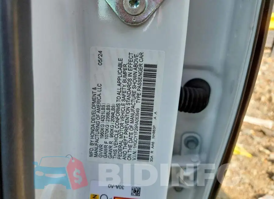1HGCY1F29RA063949 Photo# 12