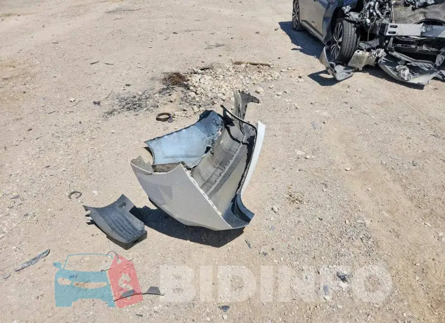 3KPC24A63ME134998 Photo# 12
