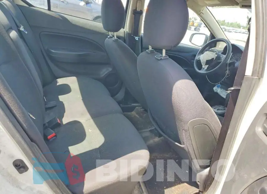 ML32F3FJ6HHF14883 Photo# 10