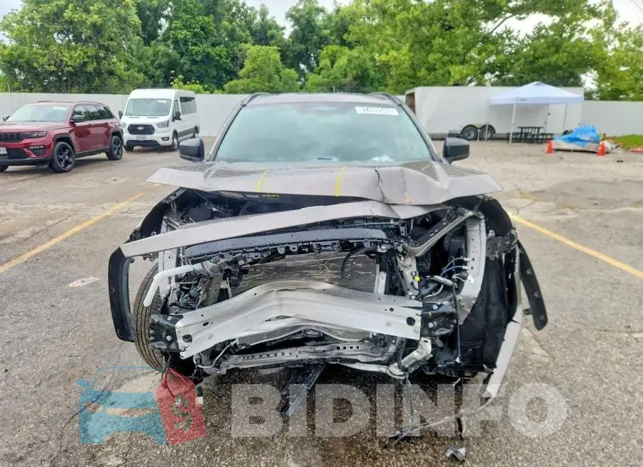 2T36CRAV5TC008242 Photo# 5