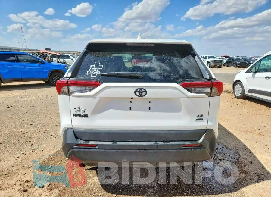 2T3F1RFV2SW498635 Photo# 6