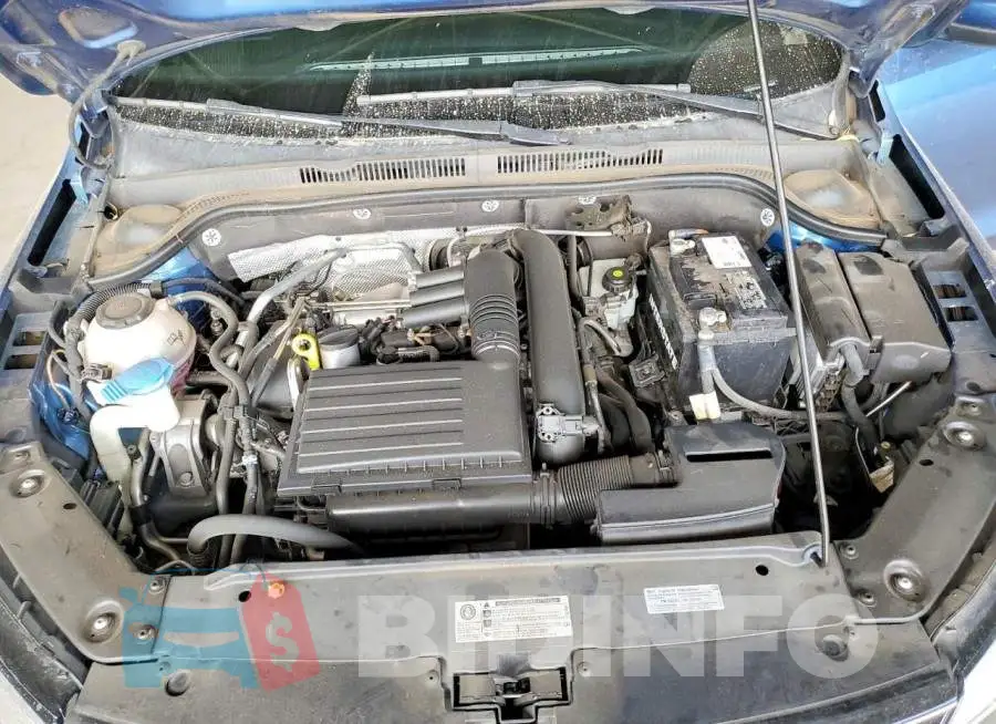 3VW2B7AJ2JM232565 Photo# 11