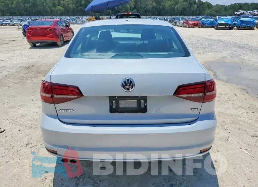 3VW2B7AJ3HM246064 Photo# 6