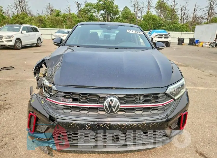 3VW2T7BU6RM063782 Photo# 5