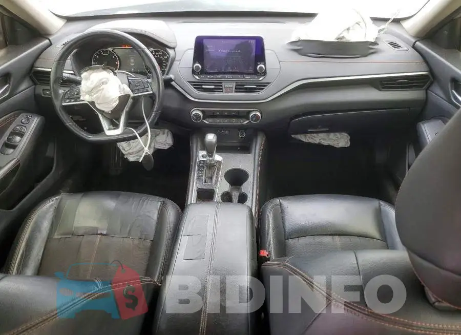 1N4BL4CV3KC168902 Photo# 8