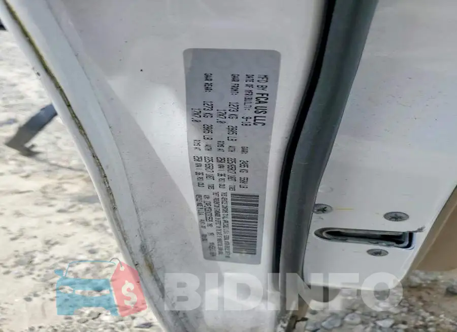 1C4PJMCB1KD315529 Photo# 12