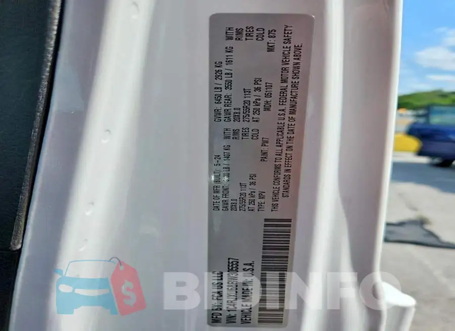 1C4RJXU68RW305557 Photo# 14