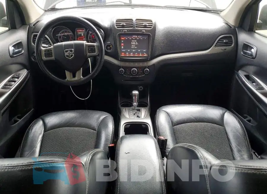 3C4PDCGB4LT271243 Photo# 8