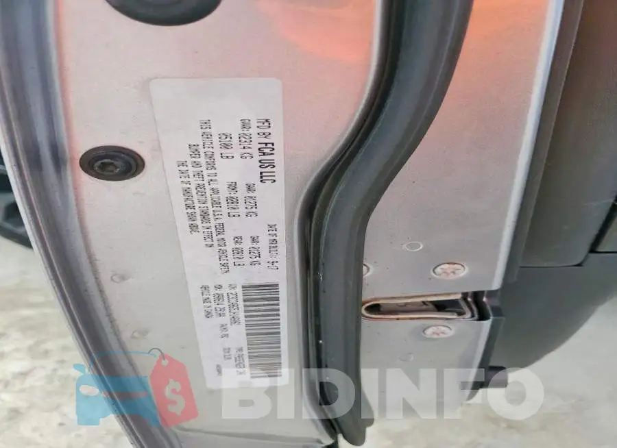 2C3CCABG5JH146061 Photo# 12