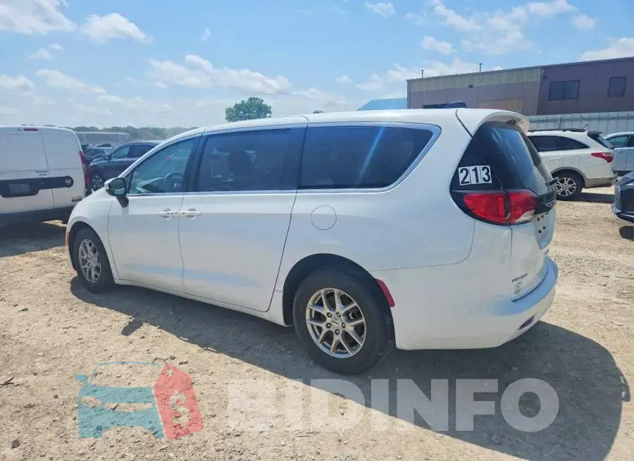 2C4RC1CG2NR158835 Photo# 2
