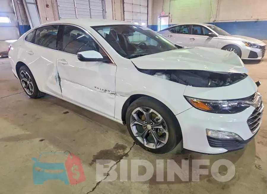 1G1ZD5ST4RF147585 Photo# 4