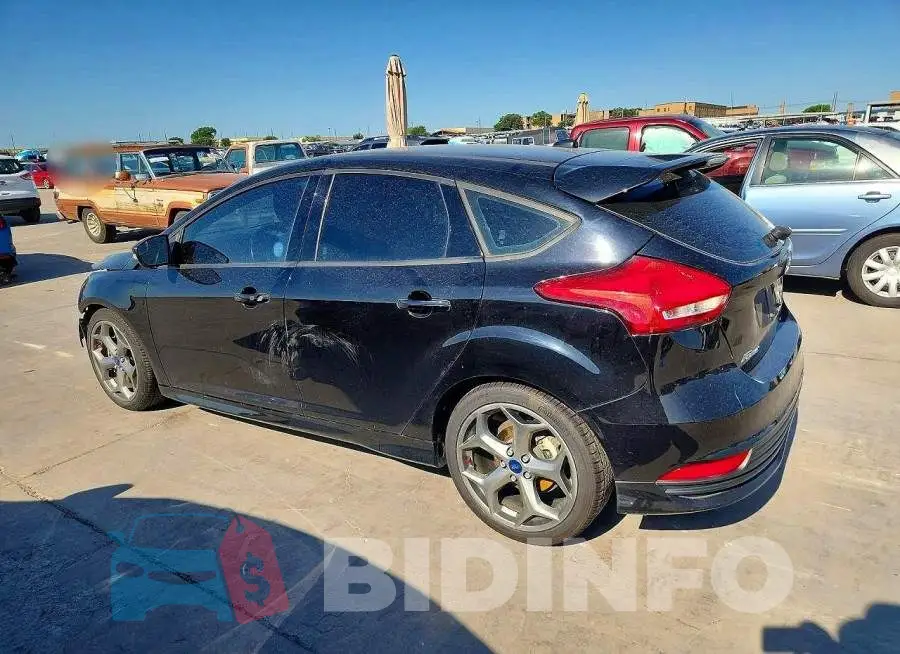 1FADP3L98JL222851 Photo# 2