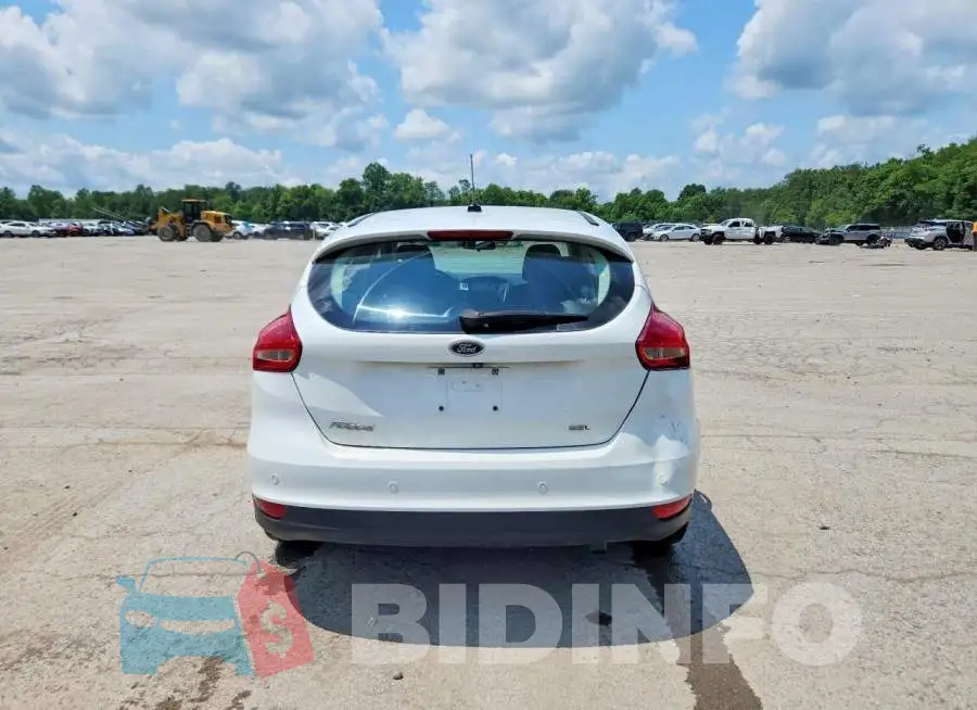 1FADP3M27HL313007 Photo# 6