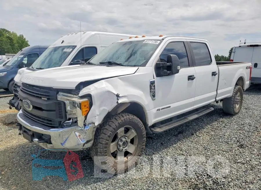 1FT8W3BT0HEF22667 Photo# 1