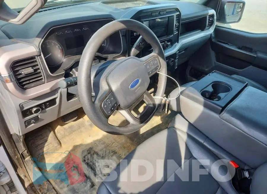 1FTMF1EB6PKE30758 Photo# 8