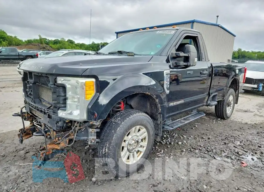 1FTRF3BT0HEC17657 Photo# 1