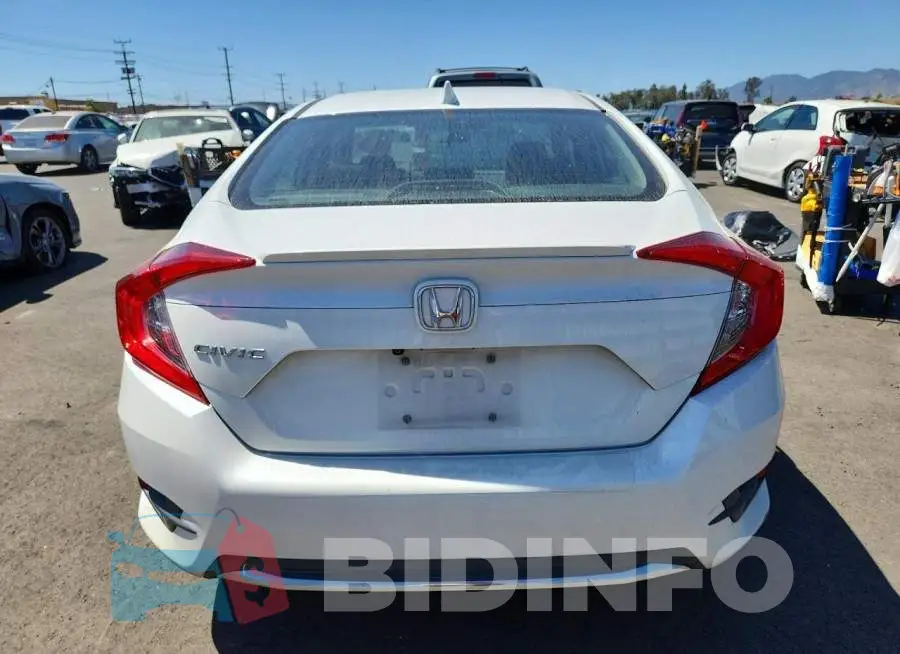 19XFC1F30KE207250 Photo# 6