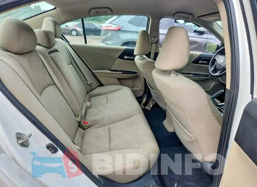 1HGCR2F34HA243592 Photo# 10