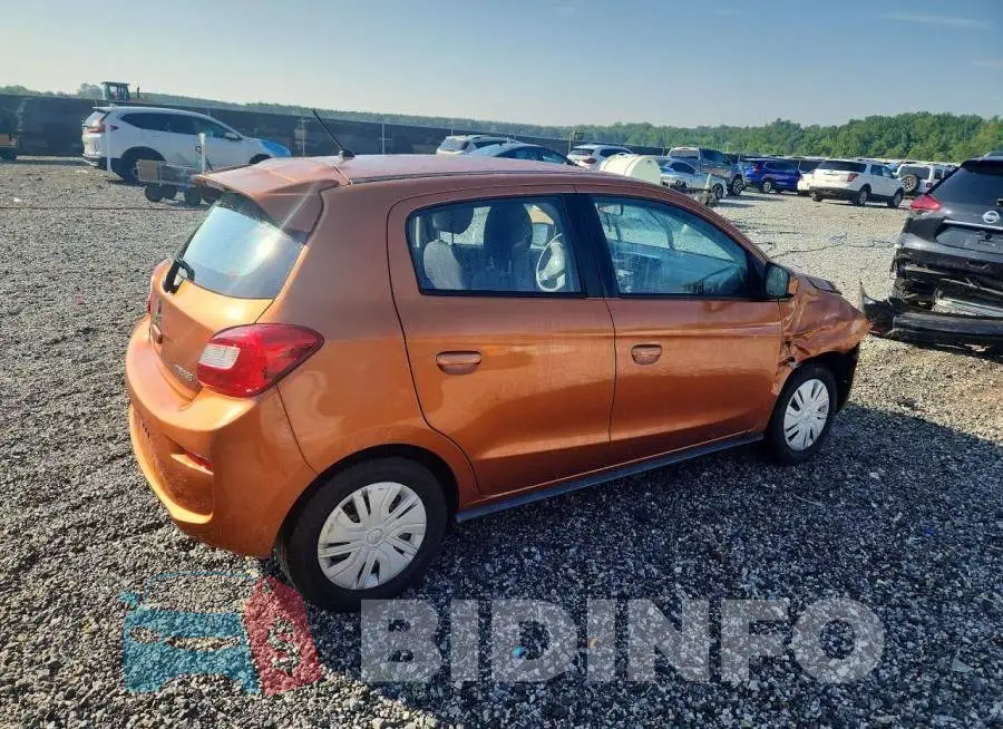ML32A3HJ6HH010858 Photo# 3