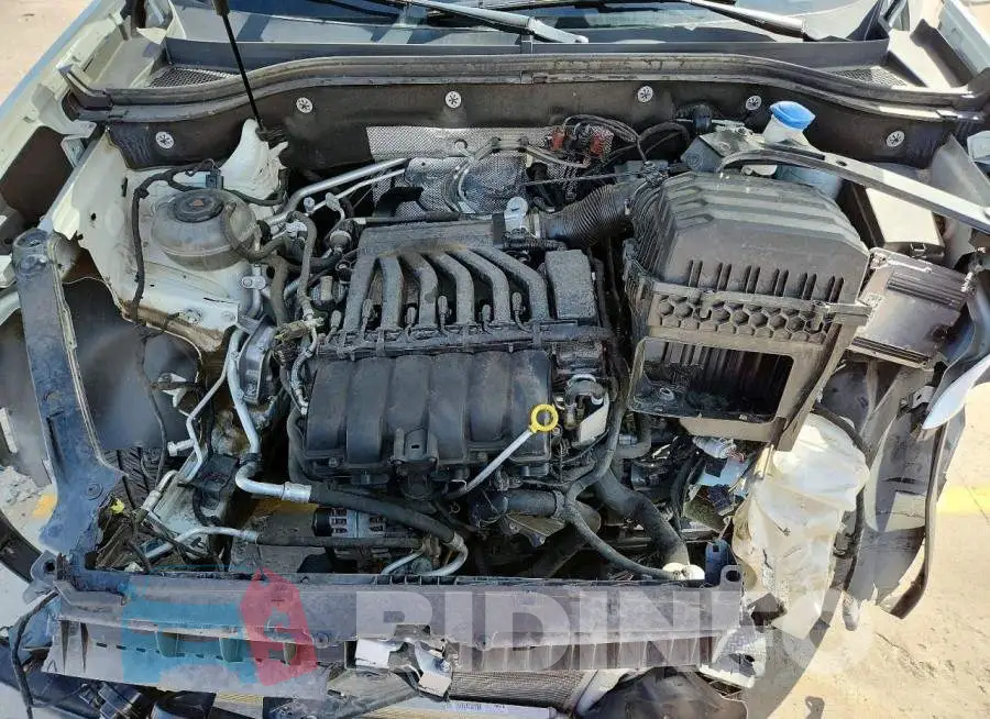 1V2MR2CA4KC526932 Photo# 12