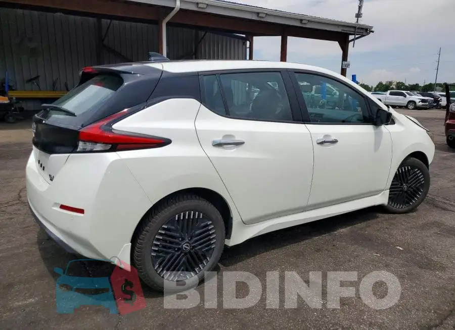1N4CZ1CV8SC560663 Photo# 3